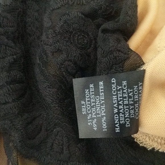 Lapis Cute Lacey Skirt Size M. Great Condition - Picture 6 of 9